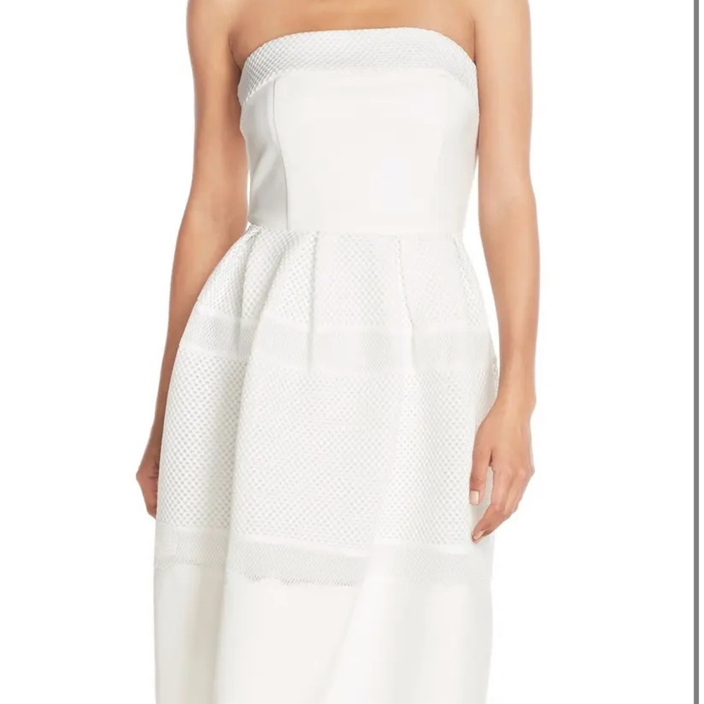 Elliatt Strapless Ponte Fit & Flare Dress